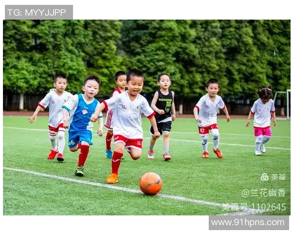 足球明星挑战自我演绎中文歌曲展现多才多艺的魅力与热爱